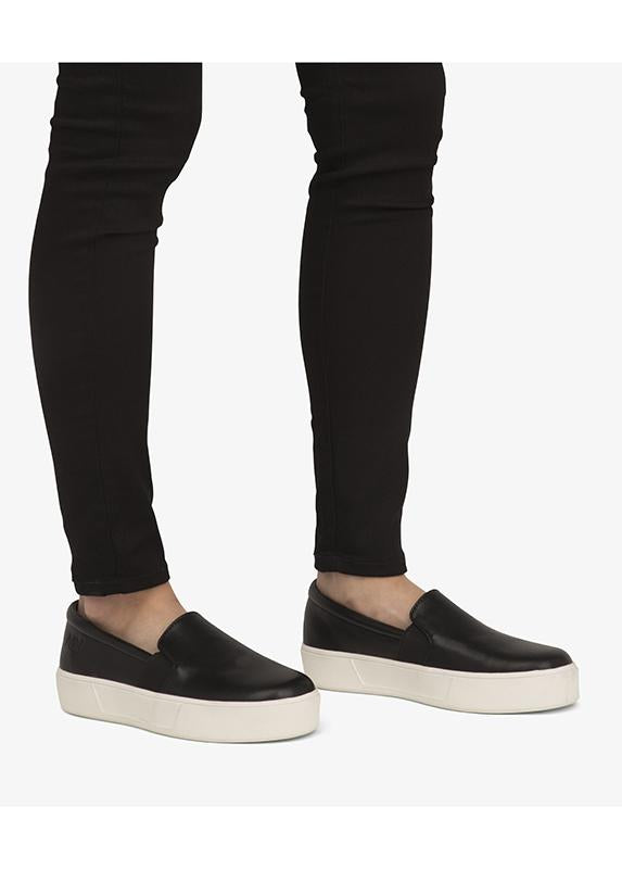 Matt & Nat Berri - Chess - humanity : style with a conscience