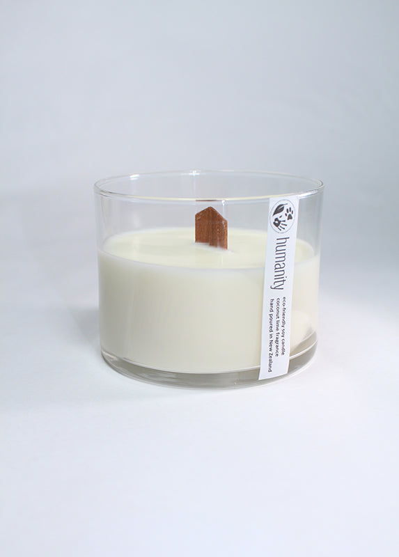 Coconut Lime - Medium Wooden Wick Candle